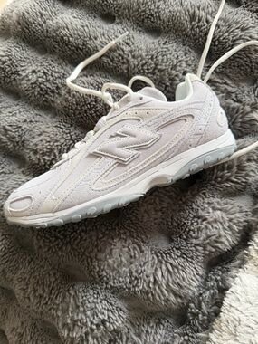 New Balance 204 L